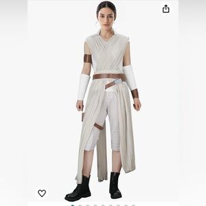 Rey Skywalker Star Wars Adult Costume - Size Medium.